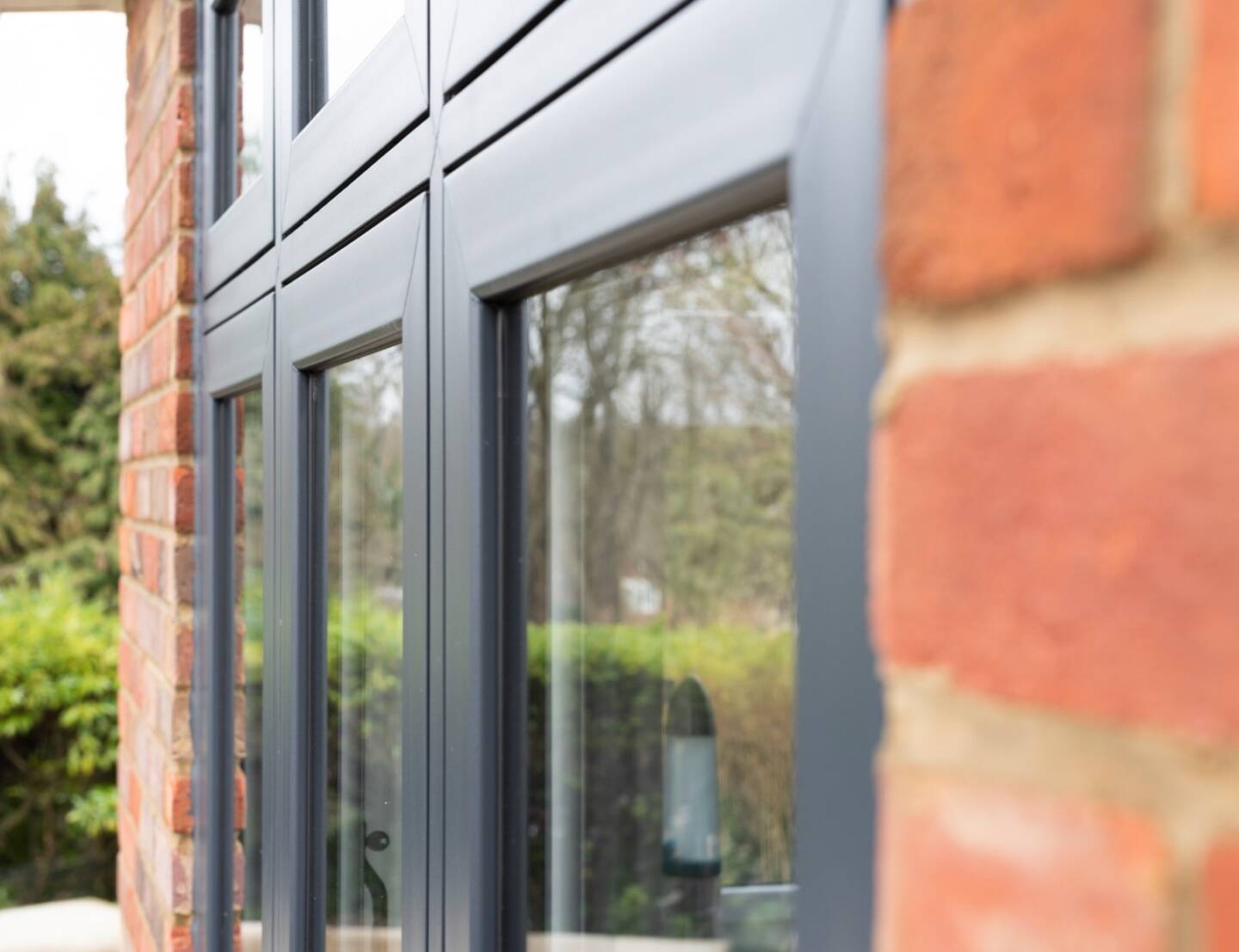 Deceuninck Anthracite Grey flush window